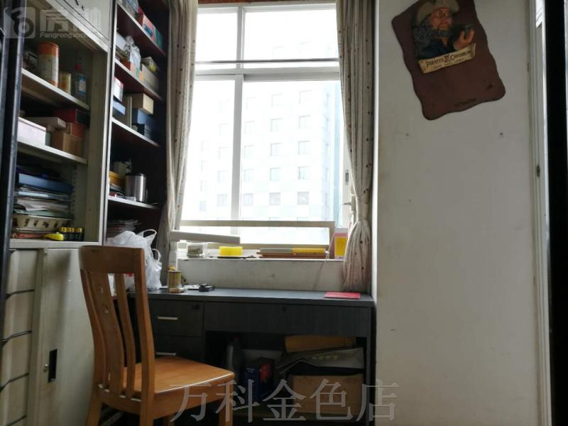 财源大厦房间